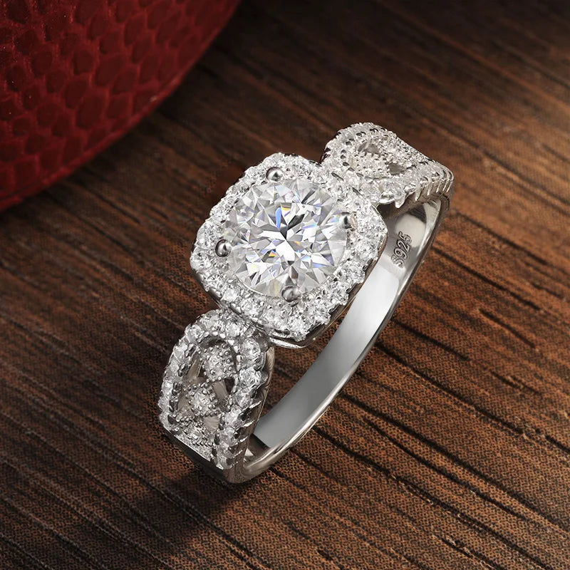Moissanite Solitaire Ring – 18K Gold Plated